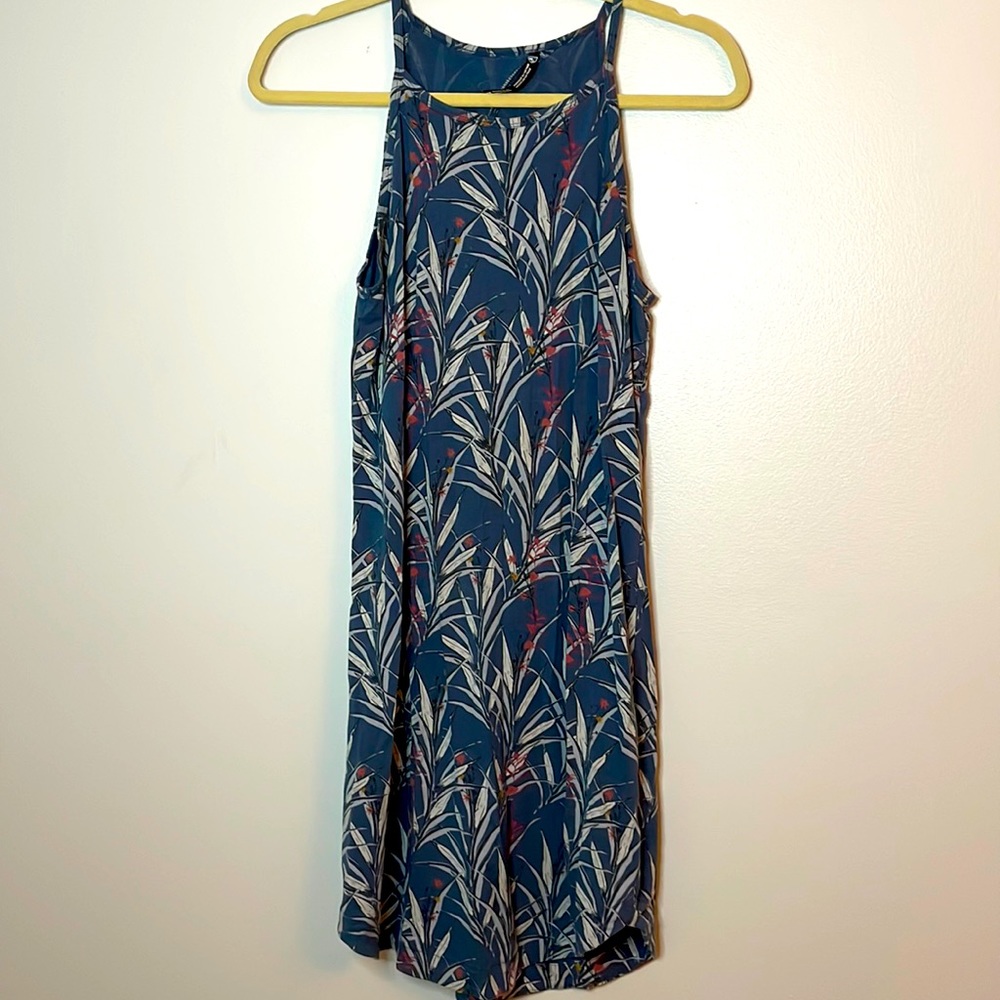 Kuhl S sleeveless floral print dress with slit in back